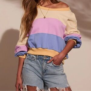 Vici Dolls By Together Lake Side Oversized Colorblock Pullover size small